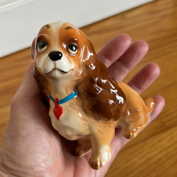 Disney Lady - Picture 4 of 4